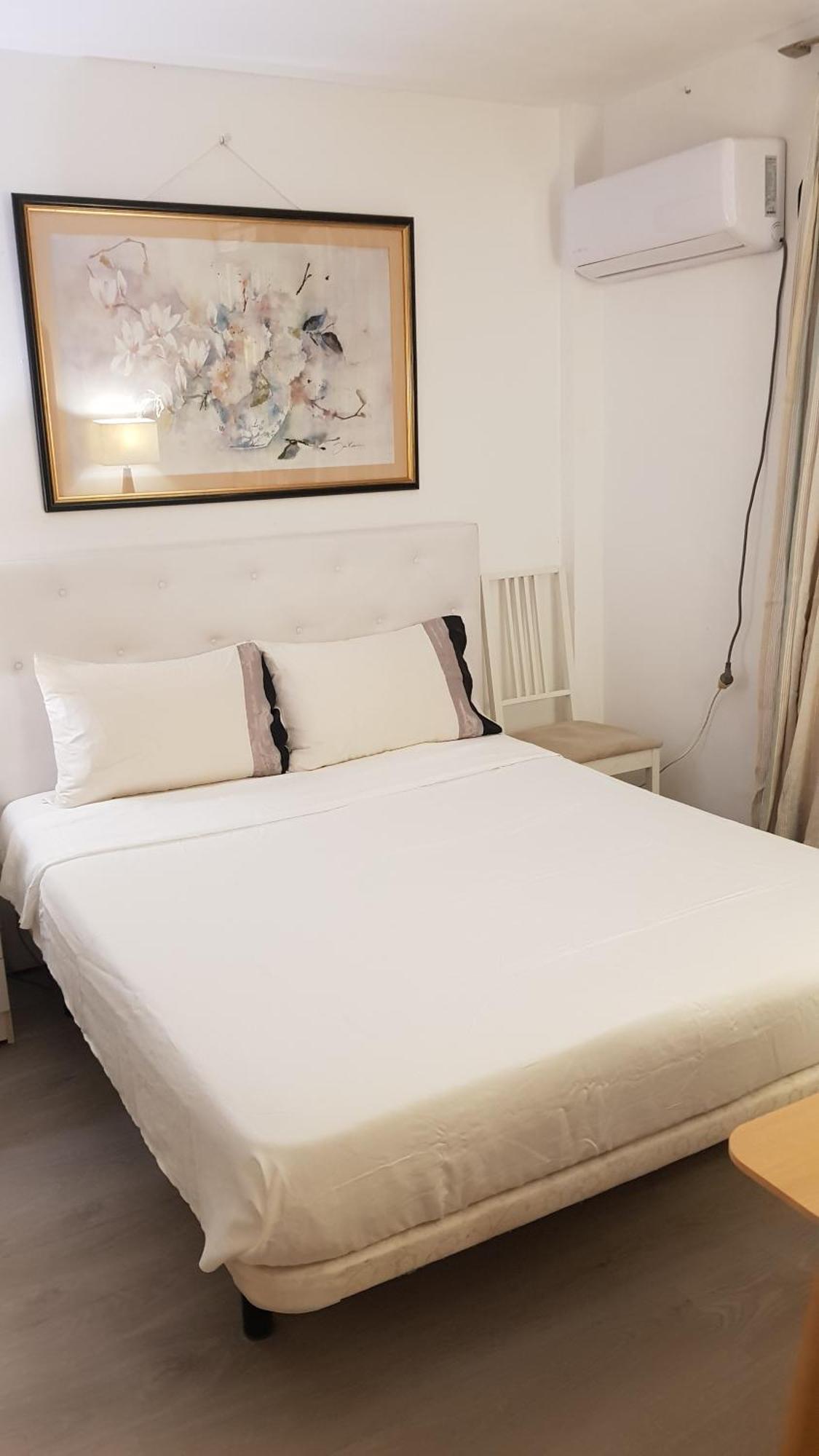 Little Peaceful Retreat Room With Bath, Heating, Terrace, Free Wifi Fridge Easy Parking ماربيا المظهر الخارجي الصورة