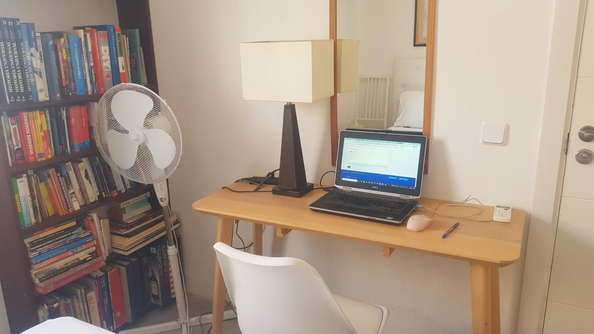 Little Peaceful Retreat Room With Bath, Heating, Terrace, Free Wifi Fridge Easy Parking ماربيا المظهر الخارجي الصورة